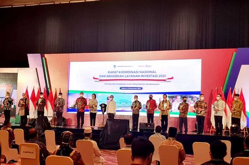Jokowi Beri Penghargaan Maluku sebagai Daerah dengan Layanan Investasi Terbaik 2021