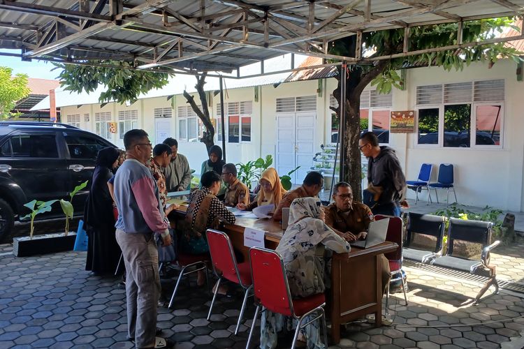 Hari Pertama SPMB Kota Padang: Website Pendaftaran Eror, Orangtua Datangi Dinas Pendidikan