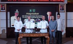 Pemprov Riau Hibahkan 3 Unit Eks Venue kepada UIR