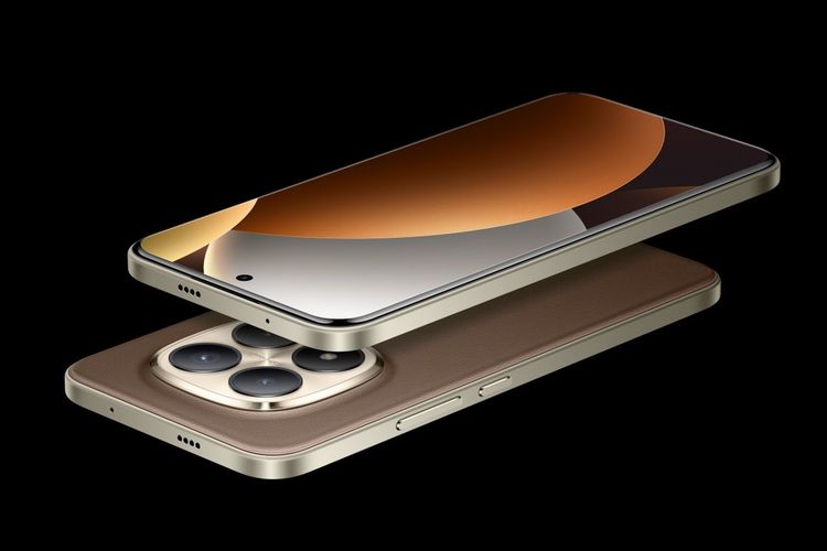 Redmi Note 15 Pro dan Redmi Note 15 Pro Plus punya layar AMOLED CrystalRes 6,83 inci dengan resilusi Full HD Plus, refresh rate 120 Hz, dan tingkat kecerahan maksimum (peak brightness) 3.200 nits.
