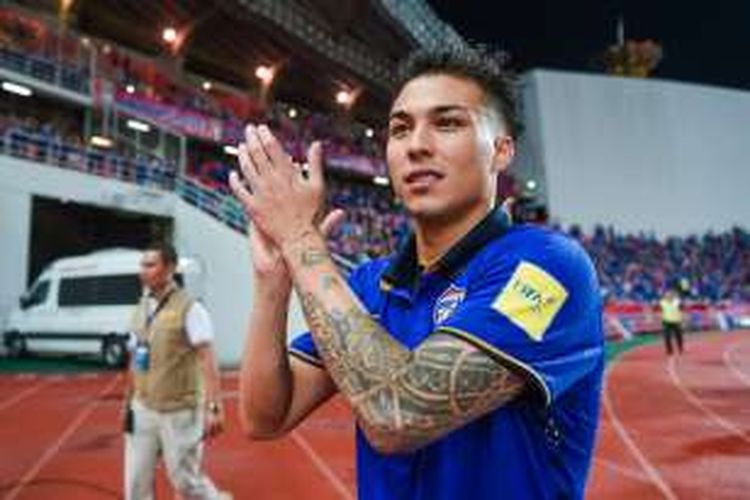 Gelandang tim nasional Thailand, Charyl Chappuis.