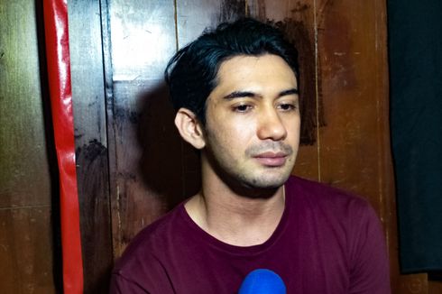 Ini Alasan Reza Rahadian Ketagihan Main Teater