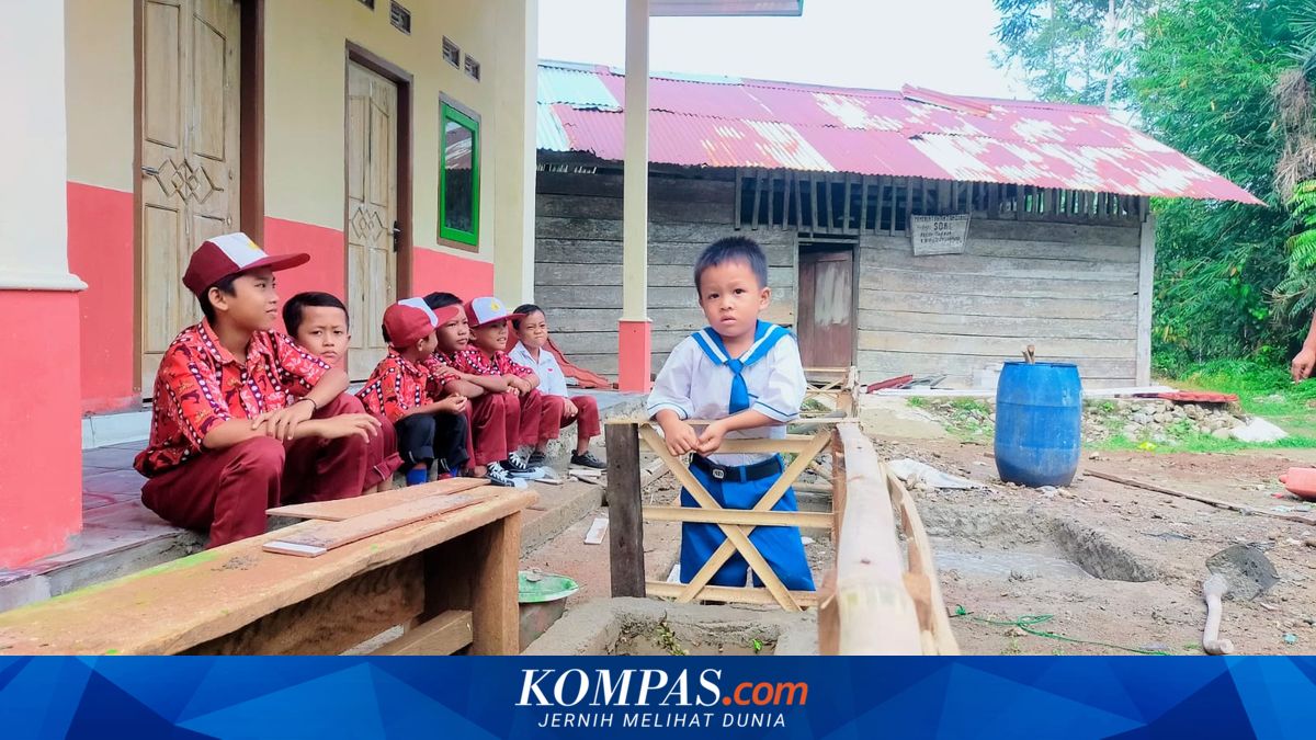 Sekolah Itu Akhirnya Berdiri Permanen, Mimpi Anak-anak Batu Nyangka Tanggamus Belum Usai