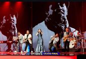 Nostalgia Lagu-lagu Glenn Fredly di Panggung Indonesian Idol 2025