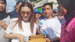Bawaslu DKI Telusuri Kegiatan Gibran Bagi-bagi Susu di CFD Jakarta
