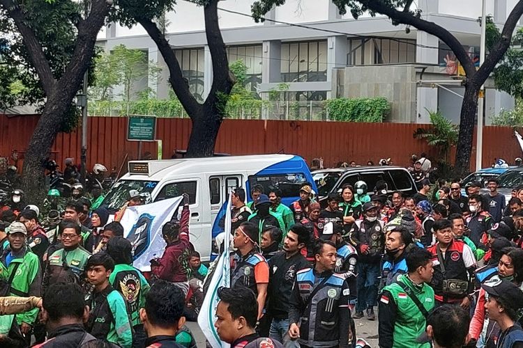 Demo Ojol Hari Ini, Masyarakat Diimbau Hindari Sejumlah Ruas Jalan