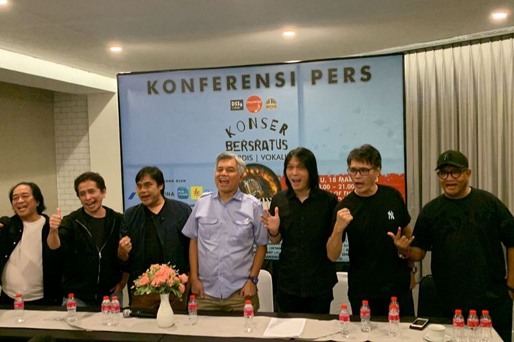 Persatuan Artis Penyanyi Pencipta Lagu dan Pemusik Republik Indonesia (PAPPRI) siap menghelat konser akbar bertajuk Konser Bersratus pada Sabtu (18/3/2023) di Lippo Mall Kemang, Jakarta Selatan. 