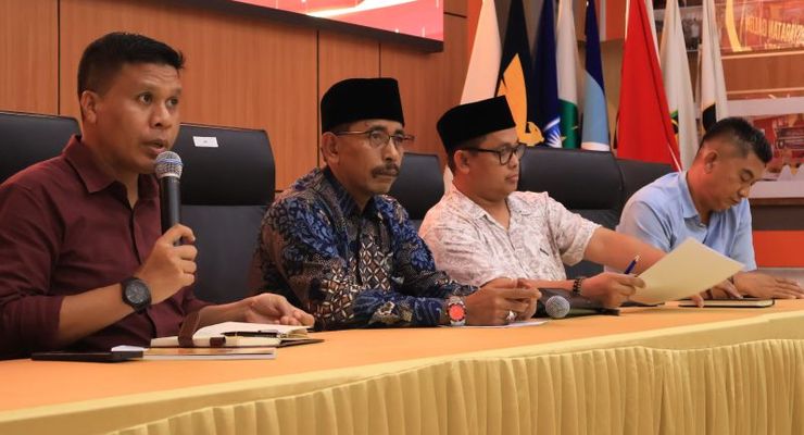 Syarat Administrasi 2 Paslon Pilkada Sumbar Dinyatakan Belum Lengkap