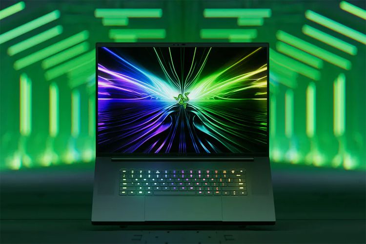 Ilustrasi laptop gaming Razer Blade 18 (2024)