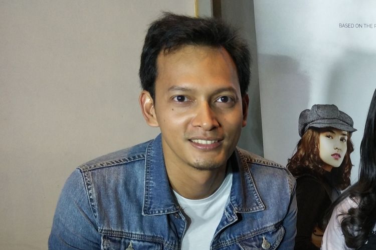 Fedi Nuril ditemui di sela meet and greet film Ayat Ayat Cinta 2 di CGV Cinemas, Cyber Park Bekasi, Jawa Barat, Selasa (26/12/2017).