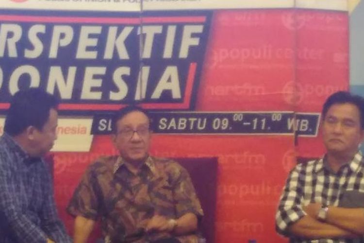 (kanan ke kiri) Yusril Ihza Mahendra dan Akbar Tanjung dal diskusi RUU Pemilu di Menteng