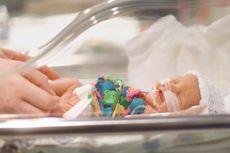 Perawatan Tepat untuk Bayi Berat Lahir Rendah