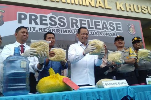 Polisi Gagalkan Peredaran 2,4 Ton Mi Basah Berformalin di Palembang