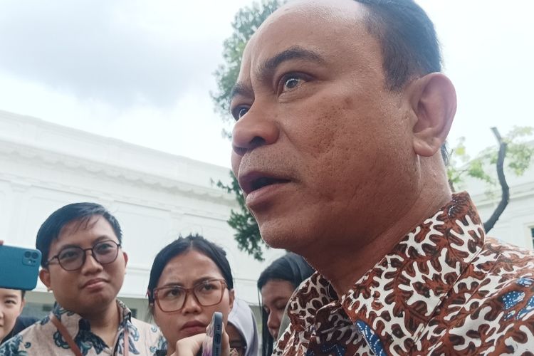 Ketua Umum relawan Pro Jokowi (ProJo) Budi Arie Setiadi di Kompleks Istana Kepresidenan, Jakarta, Rabu (13/3/2024).