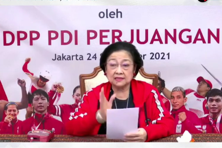 Ketua Umum PDI Perjuangan Megawati Soekarnoputri memberikan sambutan dalam acara pemberian penghargaan kepada altet Paralimpiade Tokyo 2020, Jumat (24/9/2021).