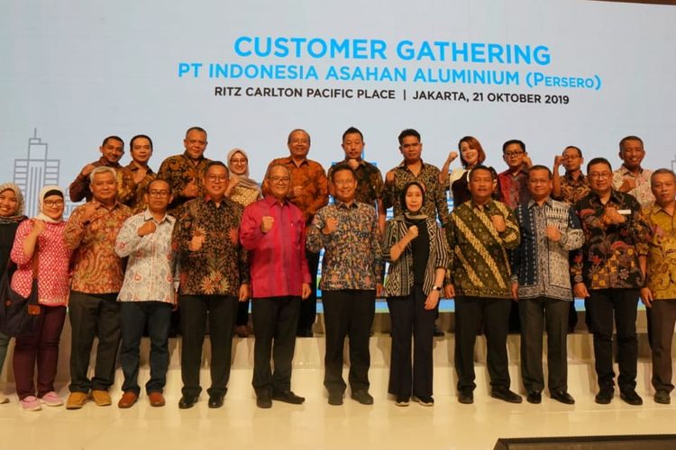 PT Indonesia Asahan Aluminium (Persero) atau Inalum menggelar kegiatan temu ramah dengan pelanggan aluminium (Customer Gathering) yang dihadiri oleh 67 perusahaan pelanggan setia Inalum dari Jakarta, Medan, dan sekitarnya, di Ritz Carlton Pacific Place, Jakarta (21/10/2019).