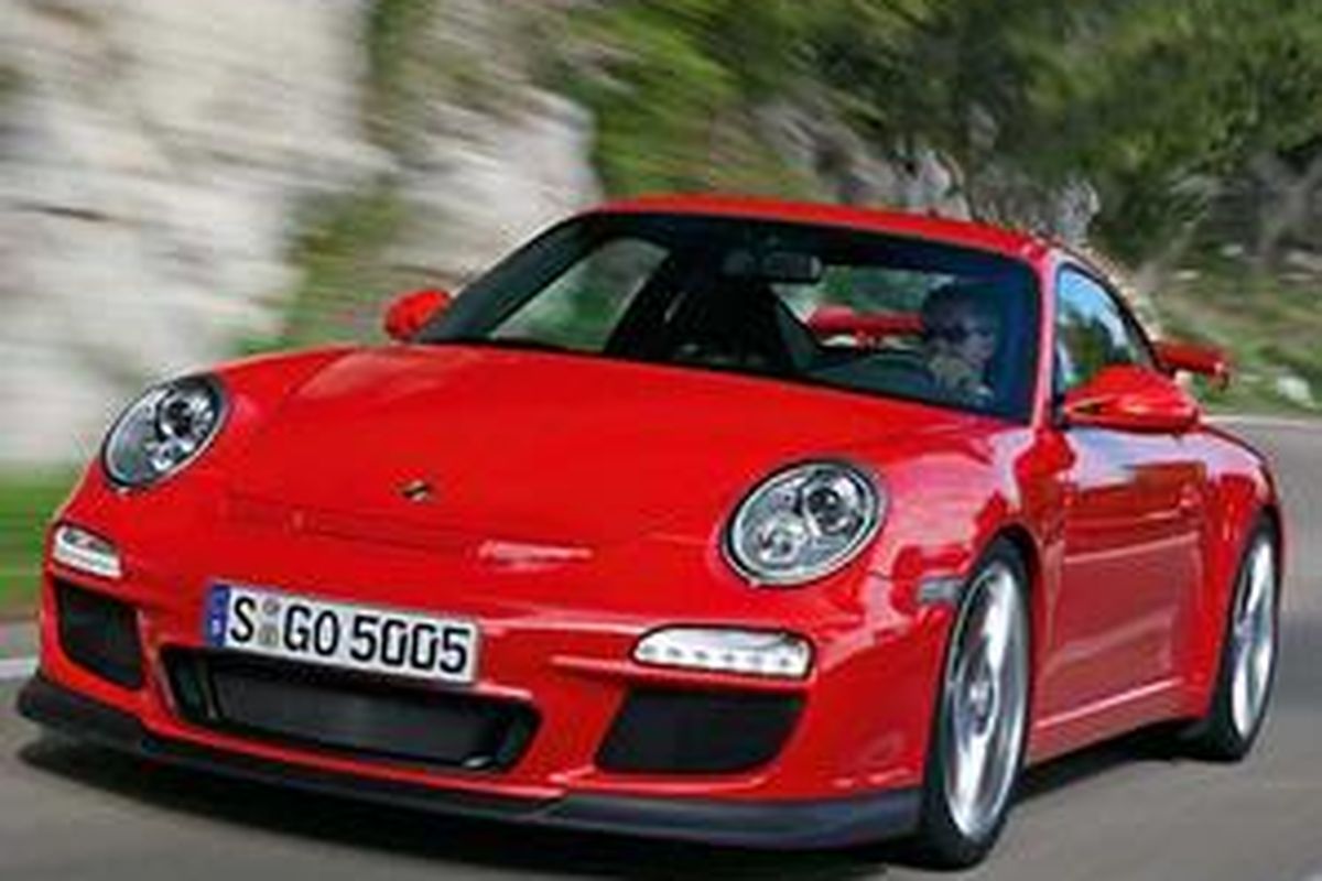 Porsche 911GT dengan kemampuan lebih beringas dan penampilan lebih dinamis.