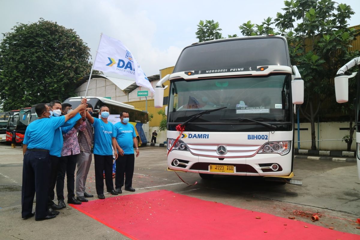 Peresmian Bus Damri Trayek Jakarta - Malang
