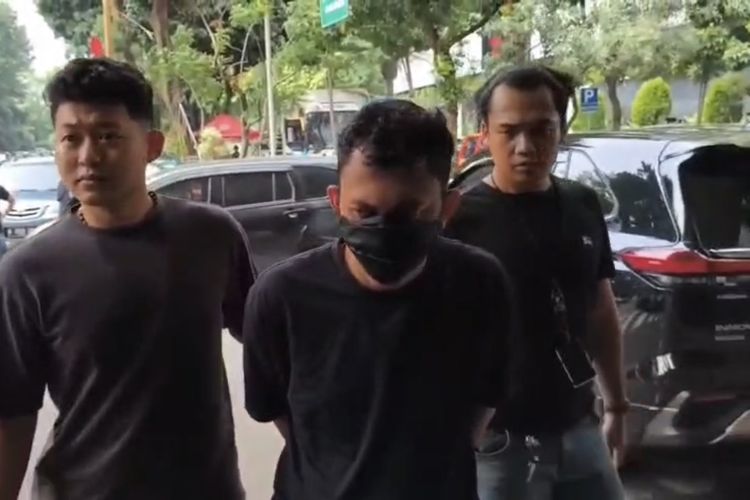 Pemutilasi di Depok Ternyata Penjual Piscok di Stasiun Pondok Cina, Dikenal Pendiam