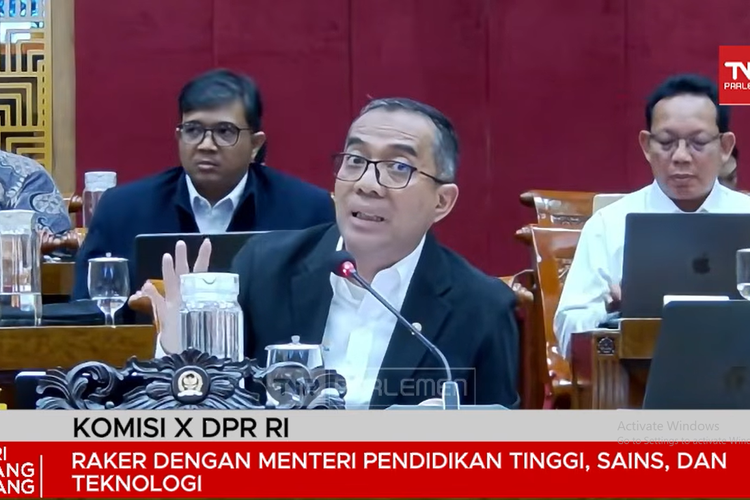 Kemendiktisaintek Buka Peluang Anggaran Publikasi Ilmiah agar Riset Cepat Terbit