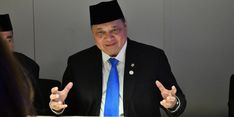 Perkuat Kemitraan Ekonomi, Menko Airlangga Bertemu Wakil Menteri Perdagangan Chili di Paris