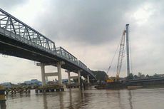 Tiang Jembatan Kapuas Ditabrak Tongkang Lagi