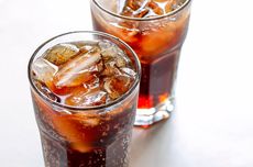 4 Masalah yang Akan Timbul pada Hati jika Minum Soda Setiap Hari