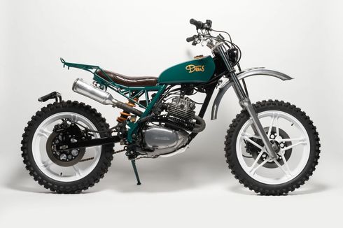 Street Tracker Honda FT400 Garapan Deus Ex Machina