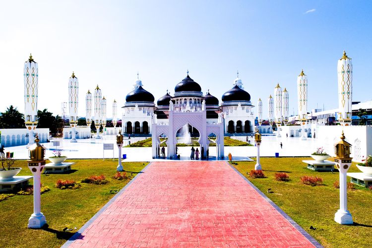 Masjid Baiturrahman Aceh.