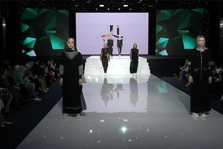 Produk fashion asal Purworejo, Jawa Tengah, Li Scarf ikut dalam ajang Modest Fashion Day Kazzan Summit yang digelar di Rusia selama tiga hari mulai 19 Mei 2022. 