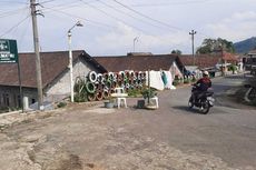 Viral Video Motor Tersangkut di Genteng Rumah Warga di Magelang, Kondisi Jalan Banyak Tikungan dan Turunan