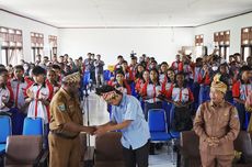 Pelajar di Papua Dikenalkan ke Jaringan Palapa Ring Timur