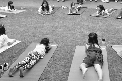 Manfaat Yoga Bantu Perkembangan Mental Anak
