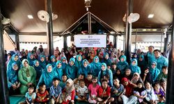 TP PKK Pusat Salurkan Bantuan bagi Korban Banjir Bandang di Pidie Jaya, Aceh