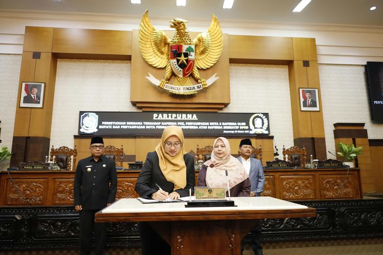 Banyuwangi Sahkan Perda Perlindungan PMI, Cegah Perdagangan Orang dan Kekerasan
