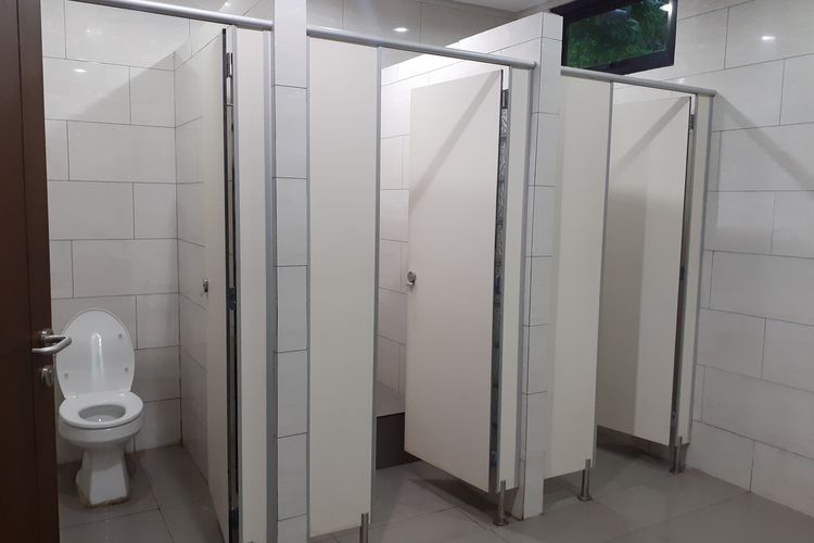 Toilet Stasiun Matraman