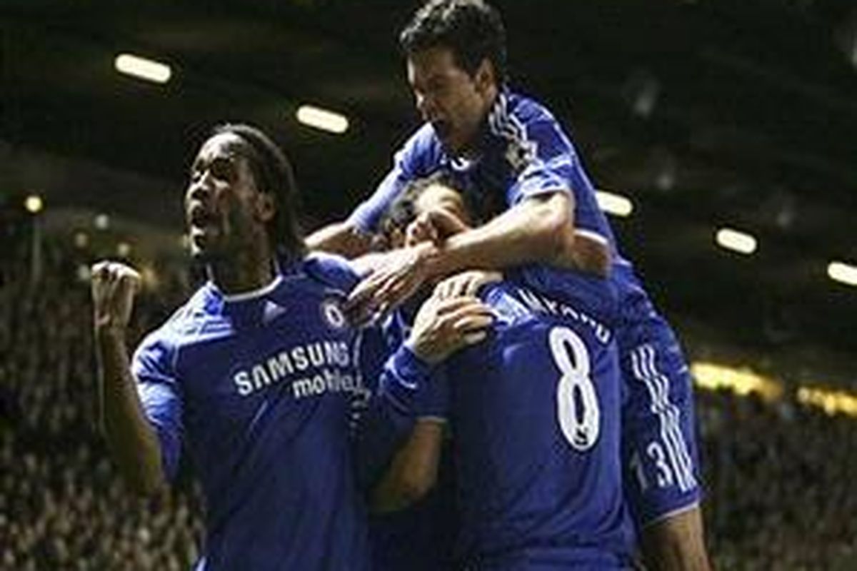 Para pemain Chelsea era kepelatihan Jose Mourinho. Mereka masih bertahan sampai kini.