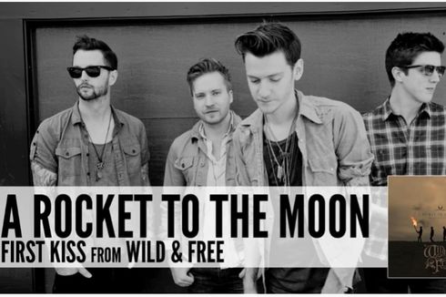 Lirik dan Chord Lagu First Kiss - A Rocket to the Moon