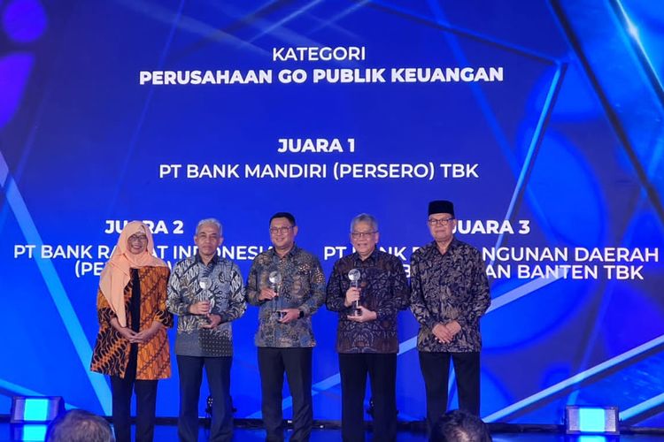 Bank Mandiri meraih juara satu dalam ajang penganugerahan Annual Report Award (ARA) 2022 untuk kategori Go Public Keuangan.