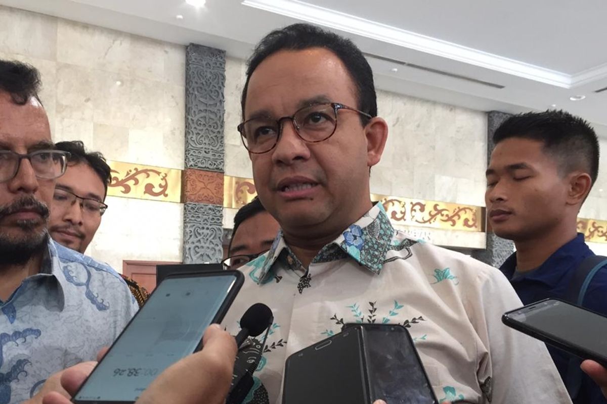 Gubernur DKI Jakarta Anies Baswedan seusai acara peluncuran buku Mohammad Natsir di JCC, Senayan, Jakarta Pusat, Sabtu (7/9/2019)
