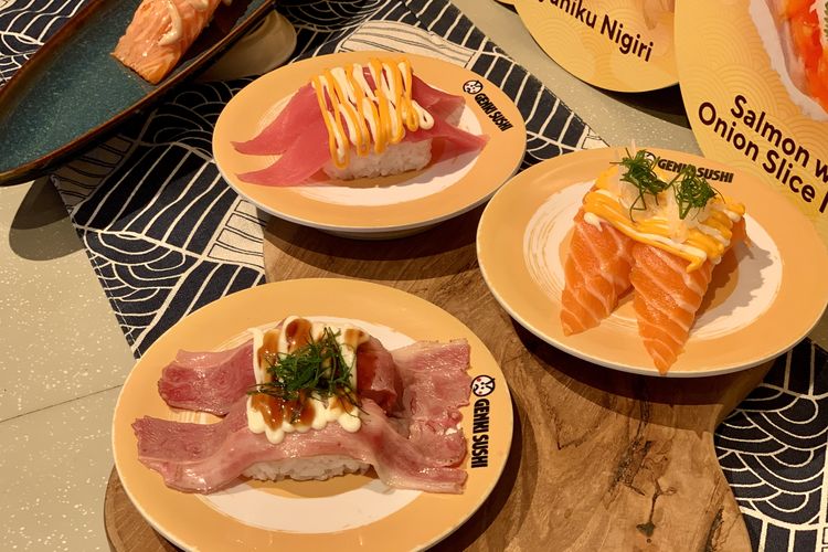 5 Cara Makan Sushi yang Benar ala Chef, Jangan Asal Celup ke Shoyu