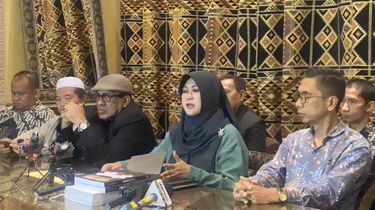 Dokter Tifa Akui Sempat Masuk Sel dan Pakai Baju Tahanan: Saya Mau Main Congklak