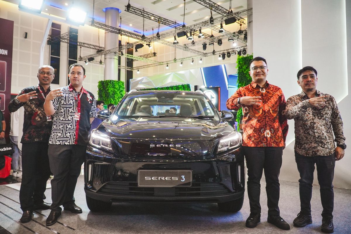 Surabaya Jadi Kota Kedua Peluncuran SERES 3, PT Sokonindo Automobile Perkuat Pasar Mobil Listrik di Jawa Timur