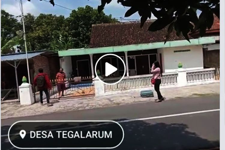 Sebuah postingan film pendek di media sosial Facebook yang menceritakan seorang bapak yang menutup pintu pagar rumahnya karena khawatir anaknya bisa menularkan virus corona viral di Magetan. Film tersebut merupakan garapan para relawan di Desa Tegal Arum untuk mengedukasi masyarakat terkait penanganan virus corona.