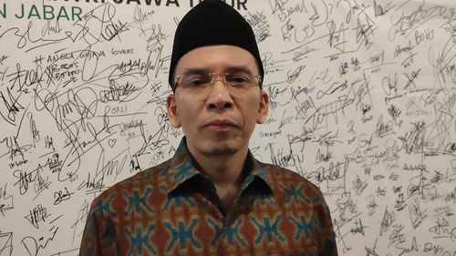 Soal Posisi Terhormat untuk Jokowi, TPN: Ganjar Tak Pernah Berubah, Selalu Hormati Jokowi