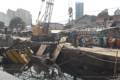 Luka di Kepala, 1 Korban Crane Kali Sentiong Dibawa ke RSUD Tarakan