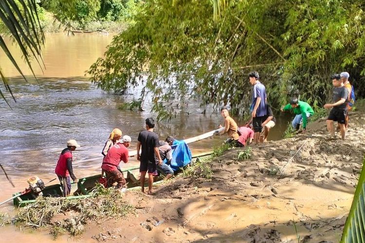 9 Penambang Emas Ilegal Tewas Tertimbun Longsor di Sijunjung