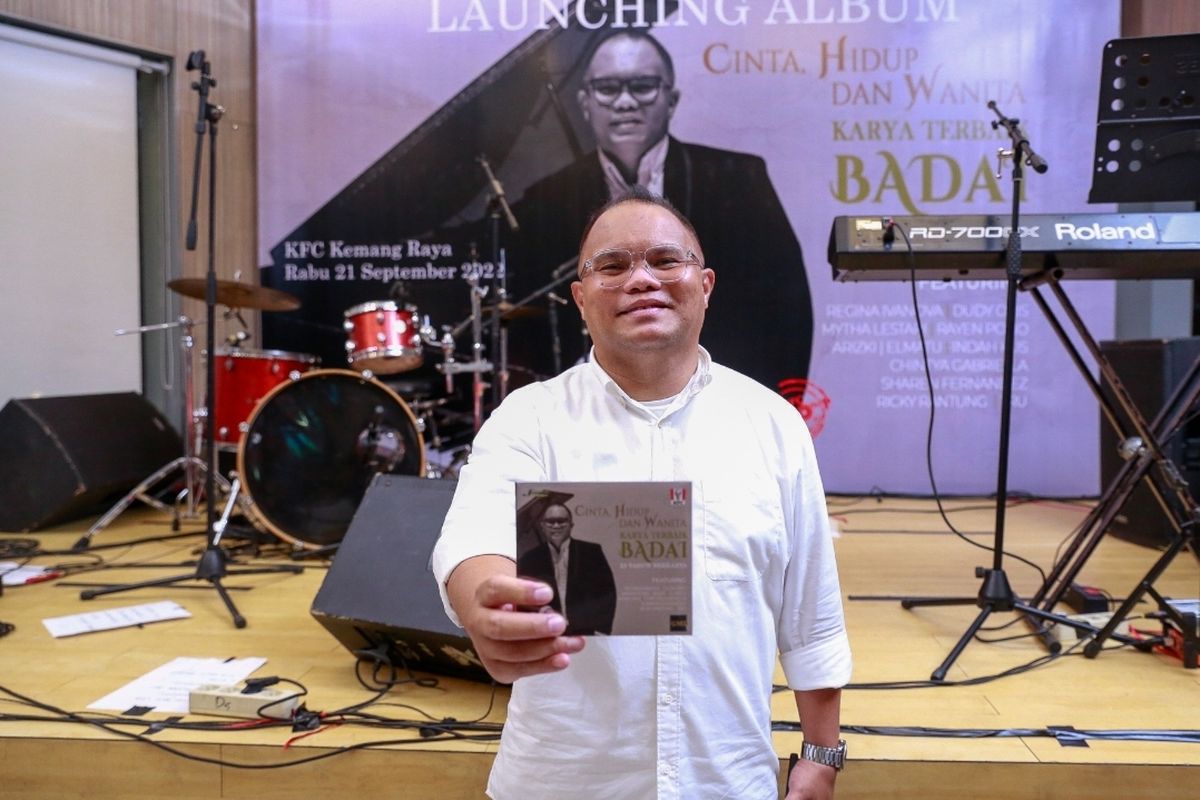 Musisi Badai eks Kerispatih saat ditemui dalam acara peluncuran album terbarunya di Restoran KFC Jalan Kemang Raya, Jakarta Selatan, Rabu (21/9/2022). 