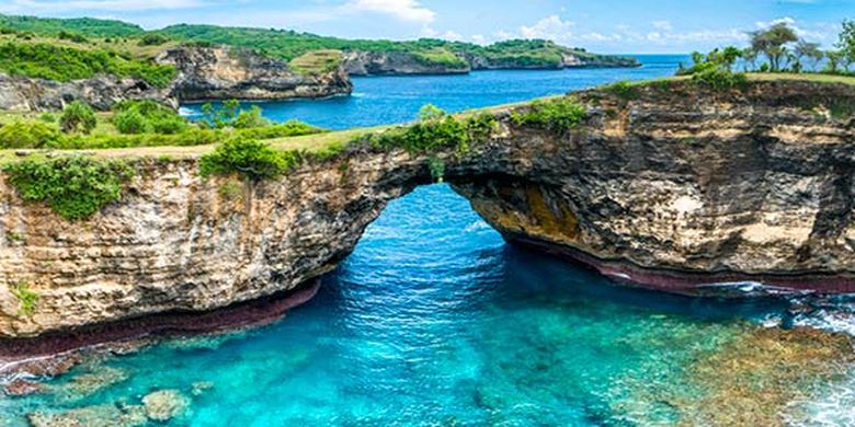 Onlaynda qusish nuqtasiga pissing va blowjobs Onlayn porno Alena