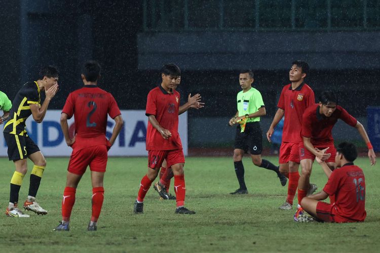 Selebrasi pemain timnas  U19 Malaysia usai menang melawan timnas U19 Laos pada pertandingan final Piala AFF U19 di Stadion Patriot Candrabhaga, Bekasi, Jumat (15/7/2022). Malaysia tampil sebagai juara Piala AFF U19 2022 setelah menang dengan skor 2-0.